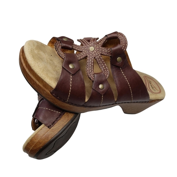 Dansko | Serena Brown Leather Etched Floral Slip On Wedge Sandals Women's 8.5 - Picture 7 of 13